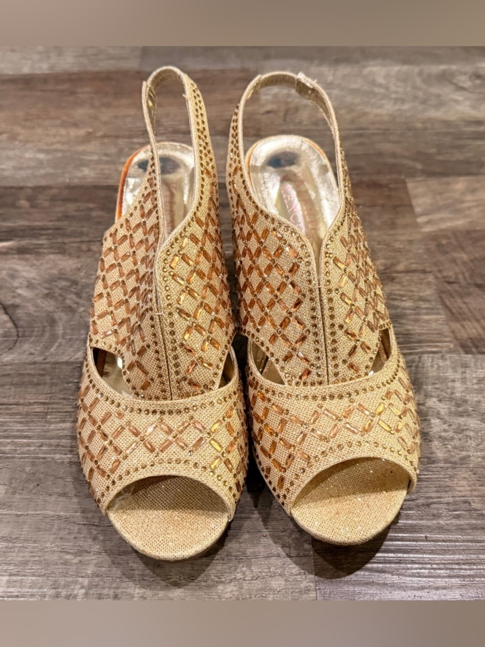 FINAL PRICE Valenti Franco Gold Slingback Peep-Toe Dress Heels